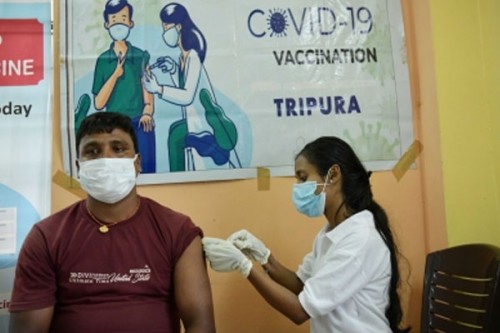 Women and elderly more likely to be vaccine-hesitant, says study