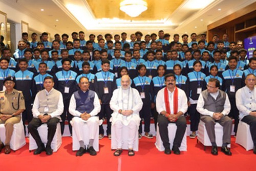 HM Shah scraps Narayanpur visit due to bad weather; to meet commanders of security forces in Raipur