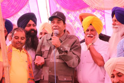 CM Fadnavis, Maha leaders mourn demise of Bollywood's 'He-Man' Dharmendra