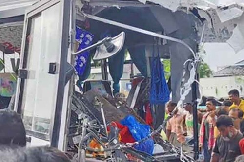 Alwar: Three killed, 33 injured in bus-truck collision on Delhi-Mumbai Expressway