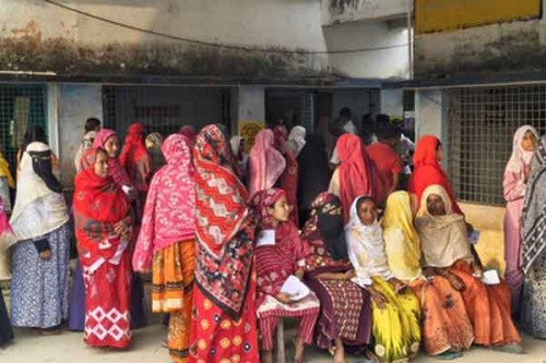 Peaceful re-polling at 15 booths in Bengal so far, 16.23 pc polling in 1st two hours
