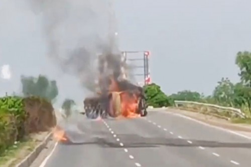 One killed as chemical tanker catches fire on Jaipur-Ajmer Highway