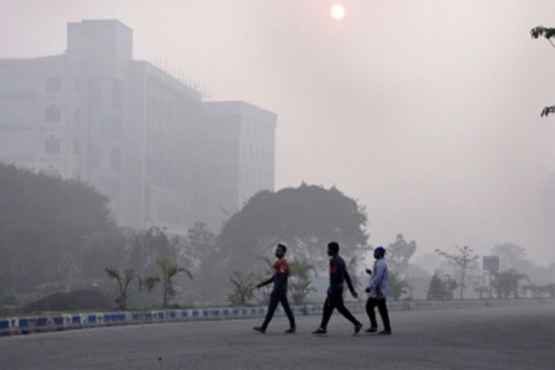 Kolkata's air turns more hazardous than Delhi, AQI shoots up to 342