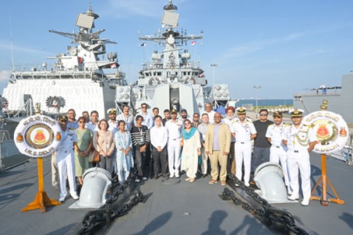Indian Navy's eastern fleet wraps up Singapore visit, strengthens maritime cooperation