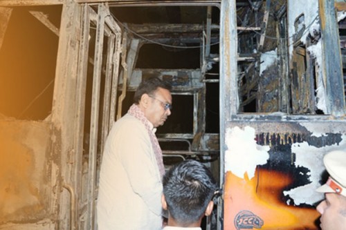 ''Why Did the Bus Catch Fire? Probe the Company Too,'' Says Ashok Gehlot
