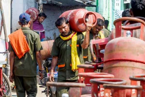 Commercial LPG supply recovers to 70 pc amid disruptions: Indian Oil Corporation