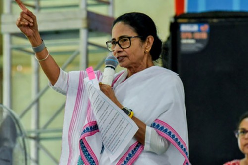 'Integral part of 'Bengal family': Mamata Banerjee tries to woo Marwari society ahead of elections