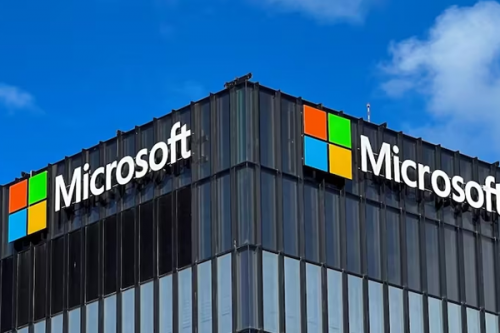 Global Microsoft outage: Airline services affected in India, netizens say 'early weekend'
