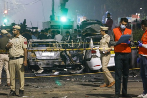 Delhi cop who first witnessed blast records statement: Heard loud explosion, saw vehicles on fire