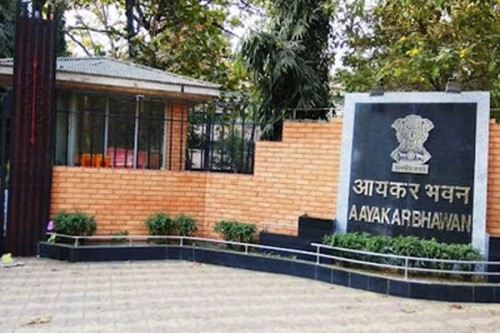 Gross direct tax collections up 4.9 pc at Rs 5.45 lakh crore, refunds rise 58 pc