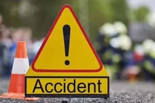 25 Amarnath pilgrims sustain minor injuries in J&K road accident