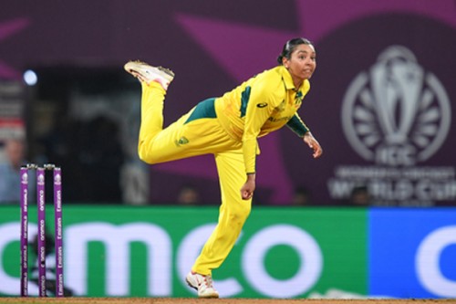 Alana King, Melie Kerr claim top spots ODI rankings
