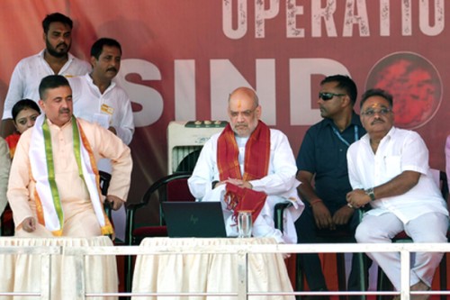 Presence of two suspended TMC youth leaders at Durga Puja Pandal inaugurated by HM Shah sparks speculation