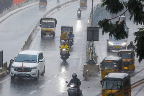 Three flights diverted due to bad weather at Hyderabad Airport