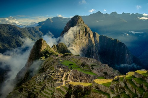 Machu Picchu protest strands hundreds of tourists 