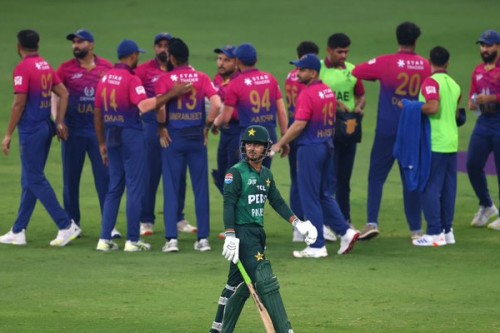 Pakistan beat UAE to enter Super Fours; face India on Sunday?