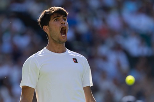 Wimbledon 2025: Carlos Alcaraz survives a scare, beats Fognini in five sets