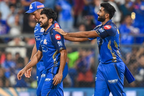 MI need to assess bowling attack beyond Bumrah's four overs: Faf