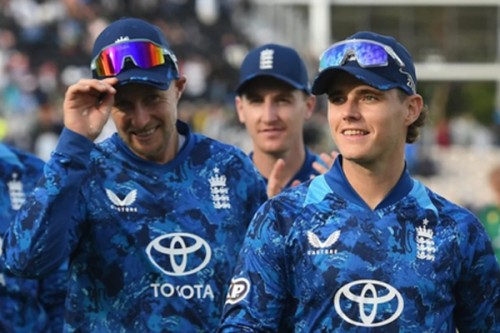 Bethell is 'wise beyond his years': Root