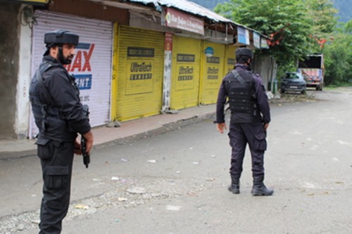 Security officials visit border areas in Jammu, review arrangements at vital installations