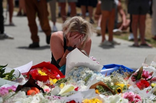 Australian parliament honours victims of Bondi terror attack