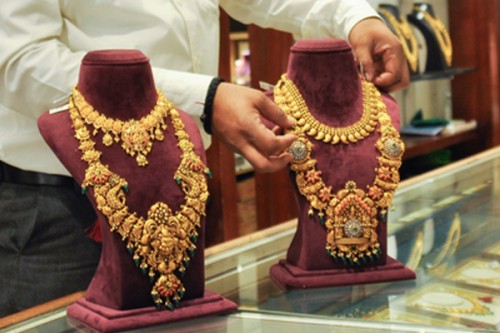 India's organised gold loan market to reach Rs 15 lakh crore in FY26: Report