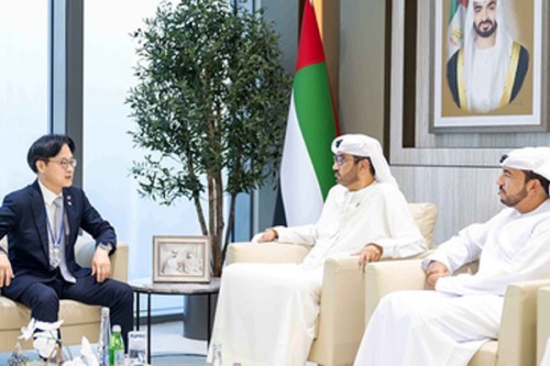 Seoul's industry minister discusses AI, energy ties with UAE counterpart