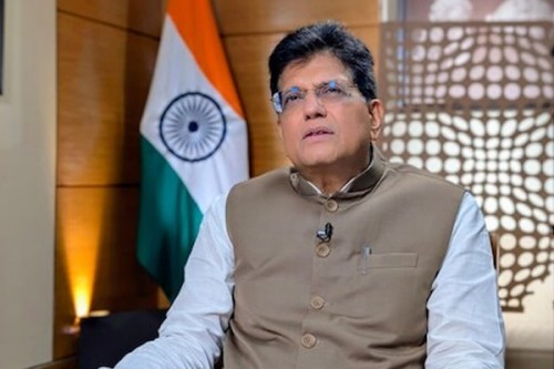 Auto retail sector is key link between consumers and industry?