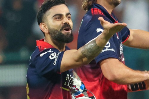 IPL 2026: Kohli blows flying kiss to wife Anushka after emphatic RCB victory
