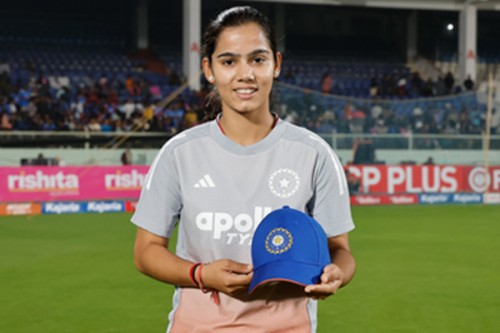 Was nervous before national anthem but happy to execute my plan: Vaishnavi Sharma
