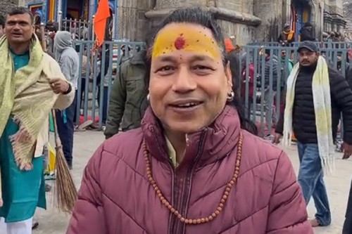 Kailash Kher invokes Lord Shiva with 'Bam Lahiri' at Kedarnath