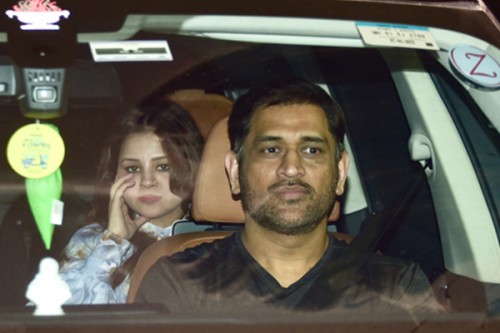 Dhoni, Dravid Yuvraj among cricket stars arrive for Arjun Saaniya wedding