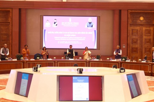 Centre urges states to align policies with PM's job scheme