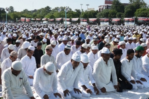 Eid al-Fitr celebrated across Bihar; Nishant Kumar visits Gandhi Maidan to congratulate worshipers
