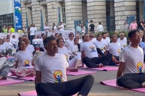 Privileged to be part of this celebration: Indian diaspora in UK celebrates Yoga Day