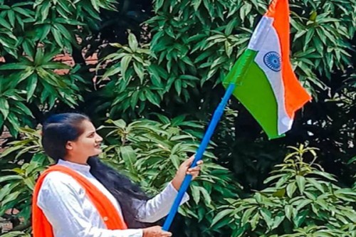 Maharashtra BJP leader's name in Bengal voter list, gets SIR notice