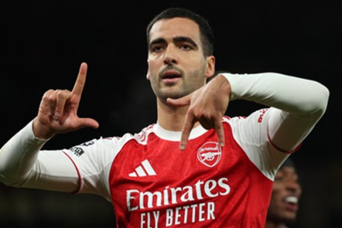 Arsenal beat Brentford, Leeds stuns Chelsea in Premier League