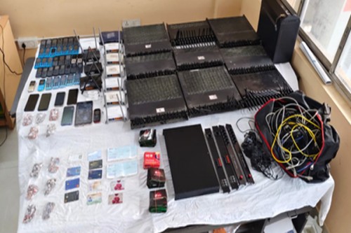 Bidhannagar Police busts SIM box racket, arrest one person