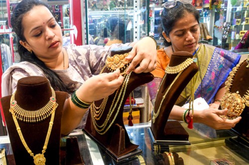 Gold loans top retail credit market in India, account for 36 pc volume