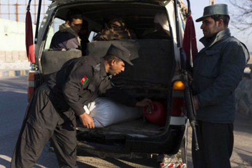 Afghan police seize 130 kg of illicit drugs