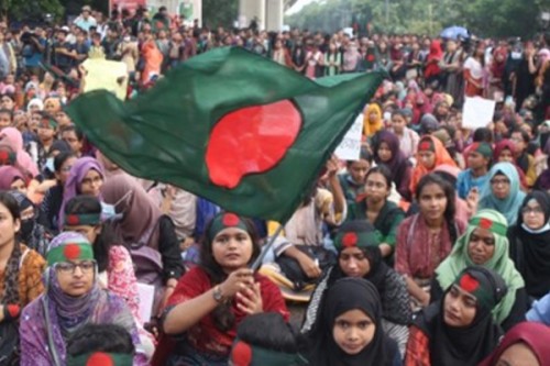 Bangladesh: Student outfit suspends all units amid extortion allegations