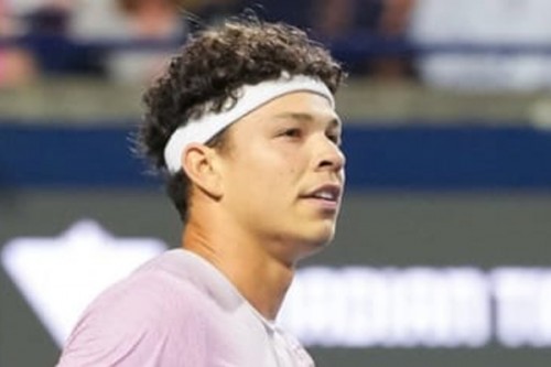 Shelton reaches Cincinnati QFs, faces Zverev next