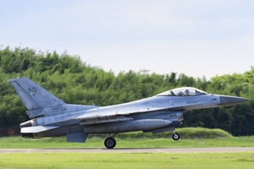 Pilots escape after South Korean KF-16 fighter jet accident in Alaska