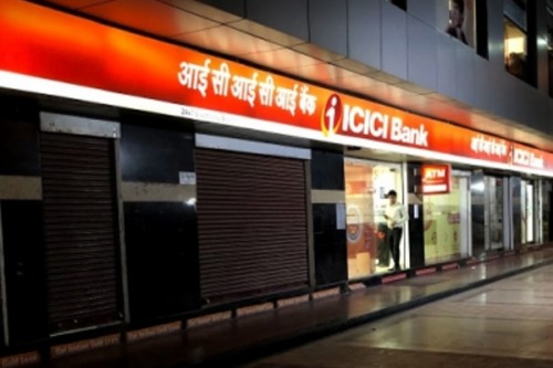 ICICI bank hikes minimum account balance for new customers