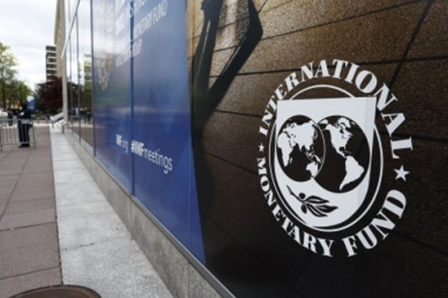 IMF flags risks, slippages in Pakistan reforms despite $1.2 billion tranche
