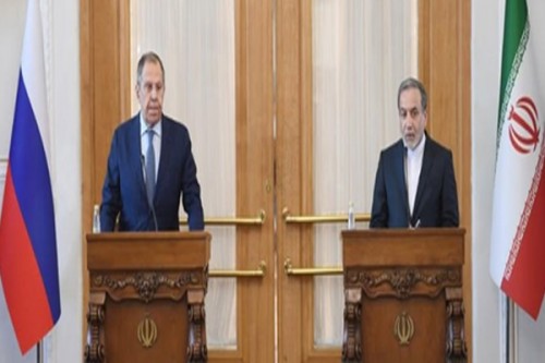 Iranian, Russian FMs discuss latest developments on Iran's nuclear issue