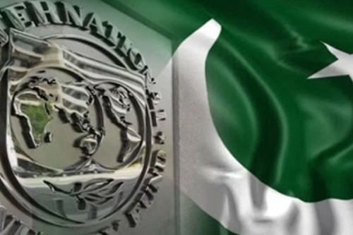 IMF ignores its own report to okay $1.29 bn loan for Pakistan