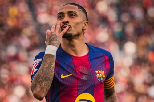 Raphinha hat-trick keeps Barcelona 4 clear in La Liga