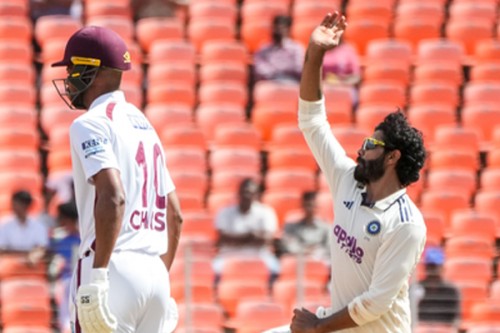 1st Test: Jadeja, Kuldeep, Siraj strike as India eye innings win, reduce WI to 66/5
