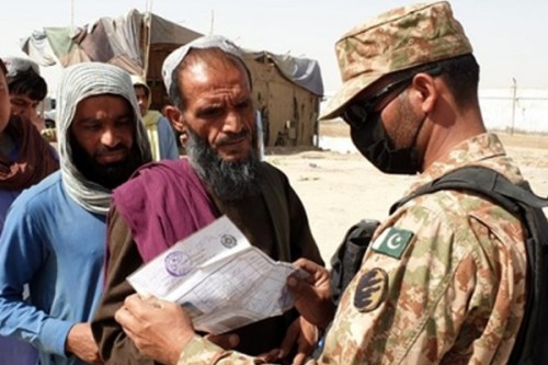 Pakistani police arrest Afghan journalist in Islamabad